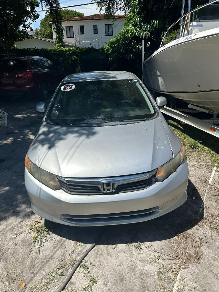 2012 Honda Civic LX's photo